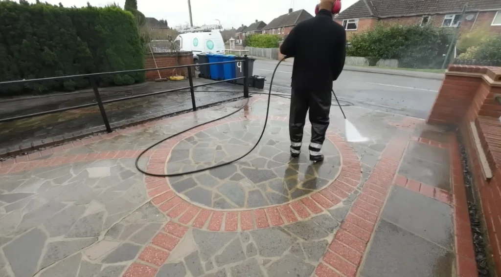 Driveway Cleaning in
Lexington